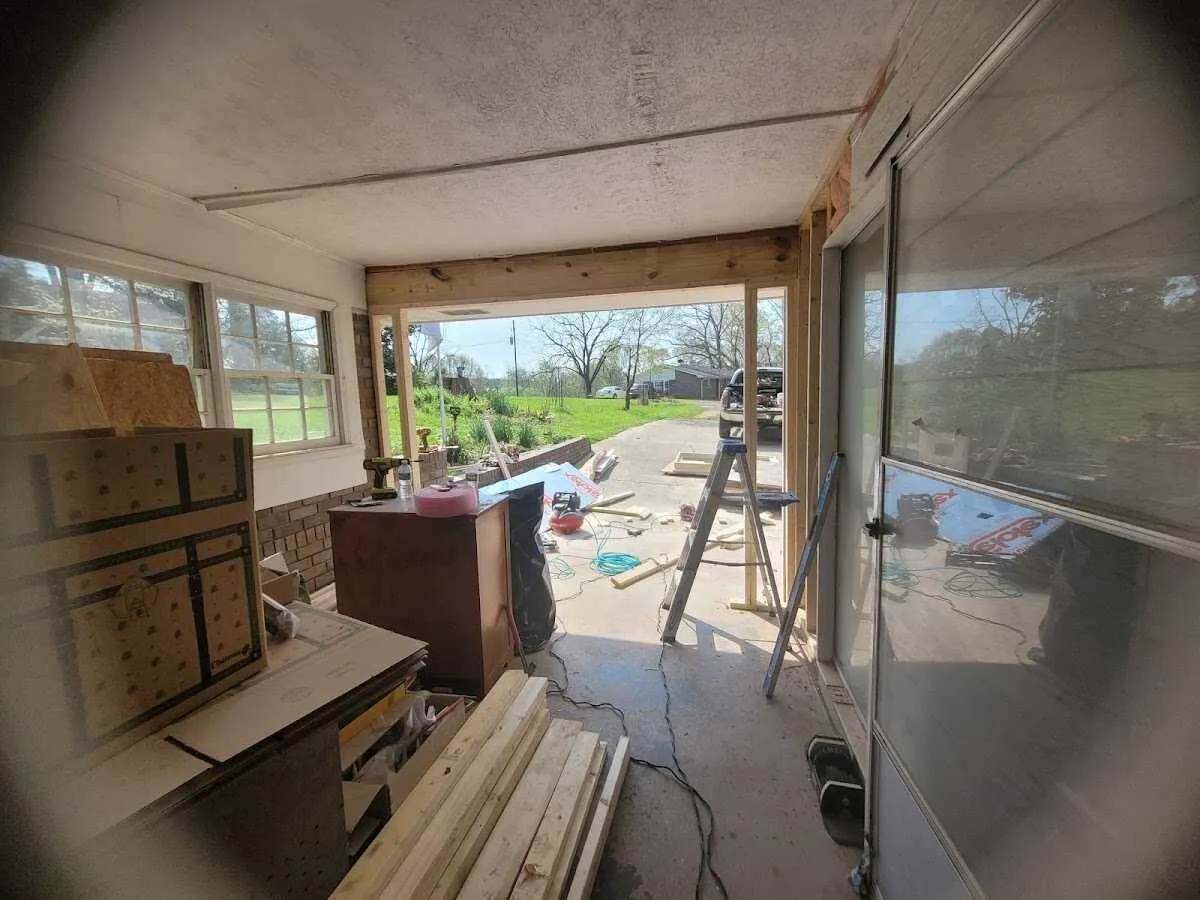 Air movers and dehumidifier for Drying & Dehumidification in New Kingman-Butler